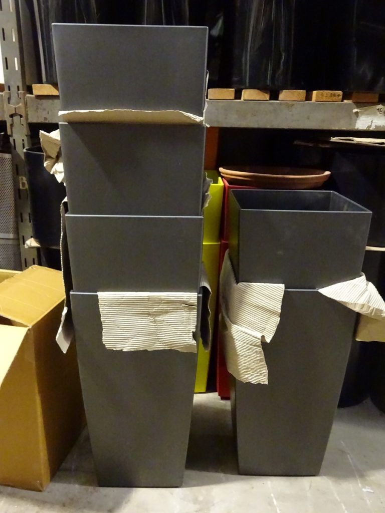 Lechuza Plant Pots (Large) Leaf it at Home Newcastle Upon Tyne